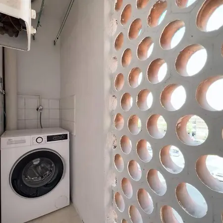 Apartamento Bebarceloner Sant Andreu - 3 Bedrooms Barcelona