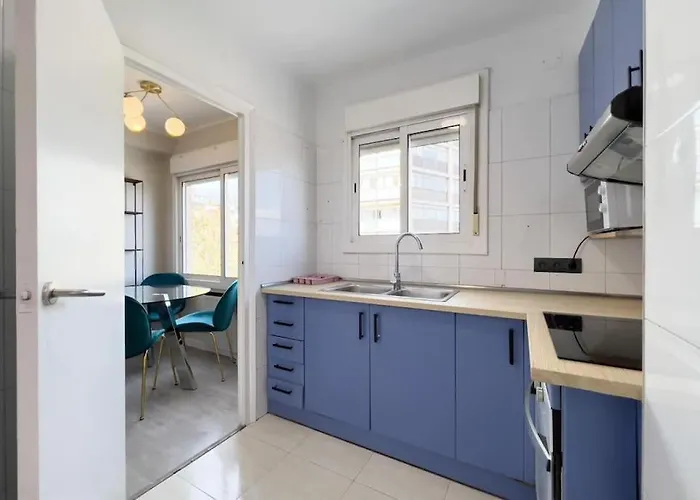 Bebarceloner Sant Andreu - 3 Bedrooms شقة *